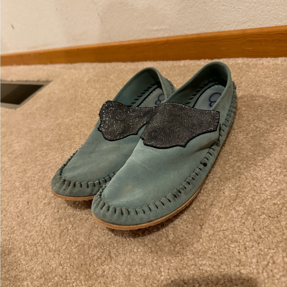 Broncy Donkey Moccasins - Picture 2 of 5